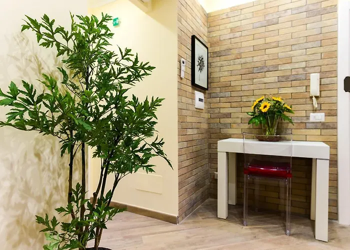 Domus Regina Colosseo * Рим